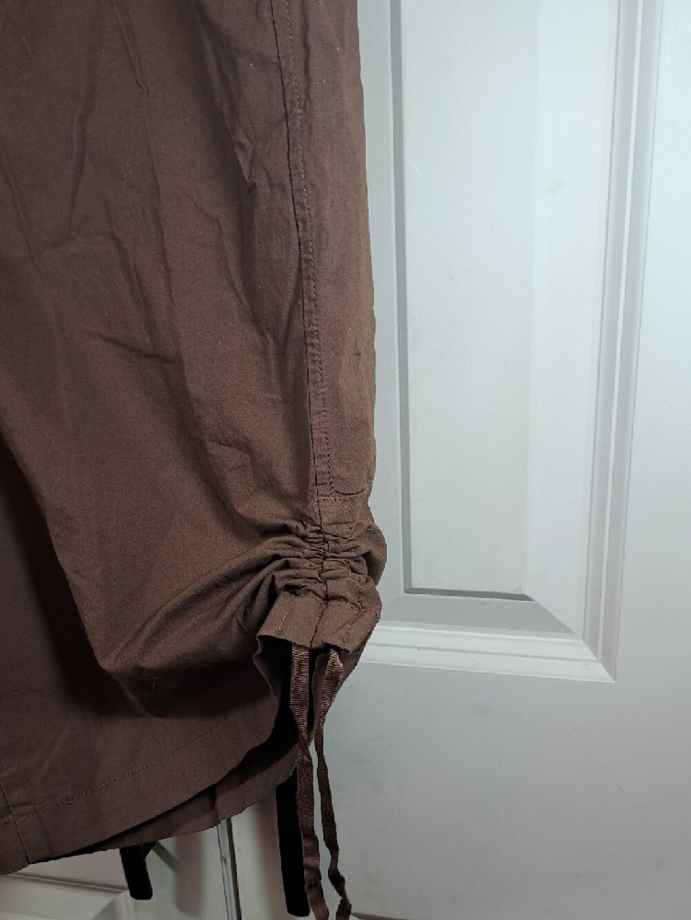 Women’s Brown Drawstring Capri Pants - Picture 8 of 9